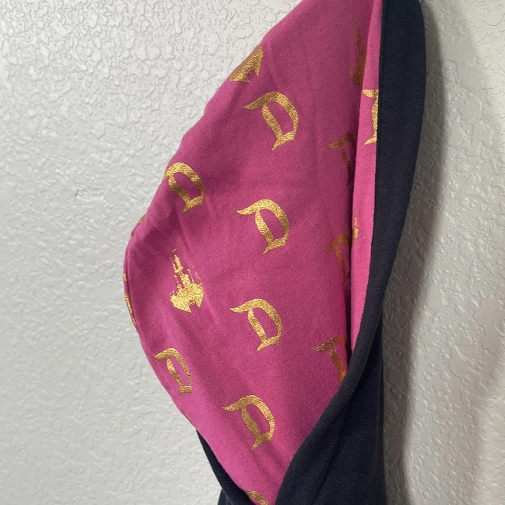 Girls Disneyland black crop hoodie. Small 5/6 - Picture 4 of 4